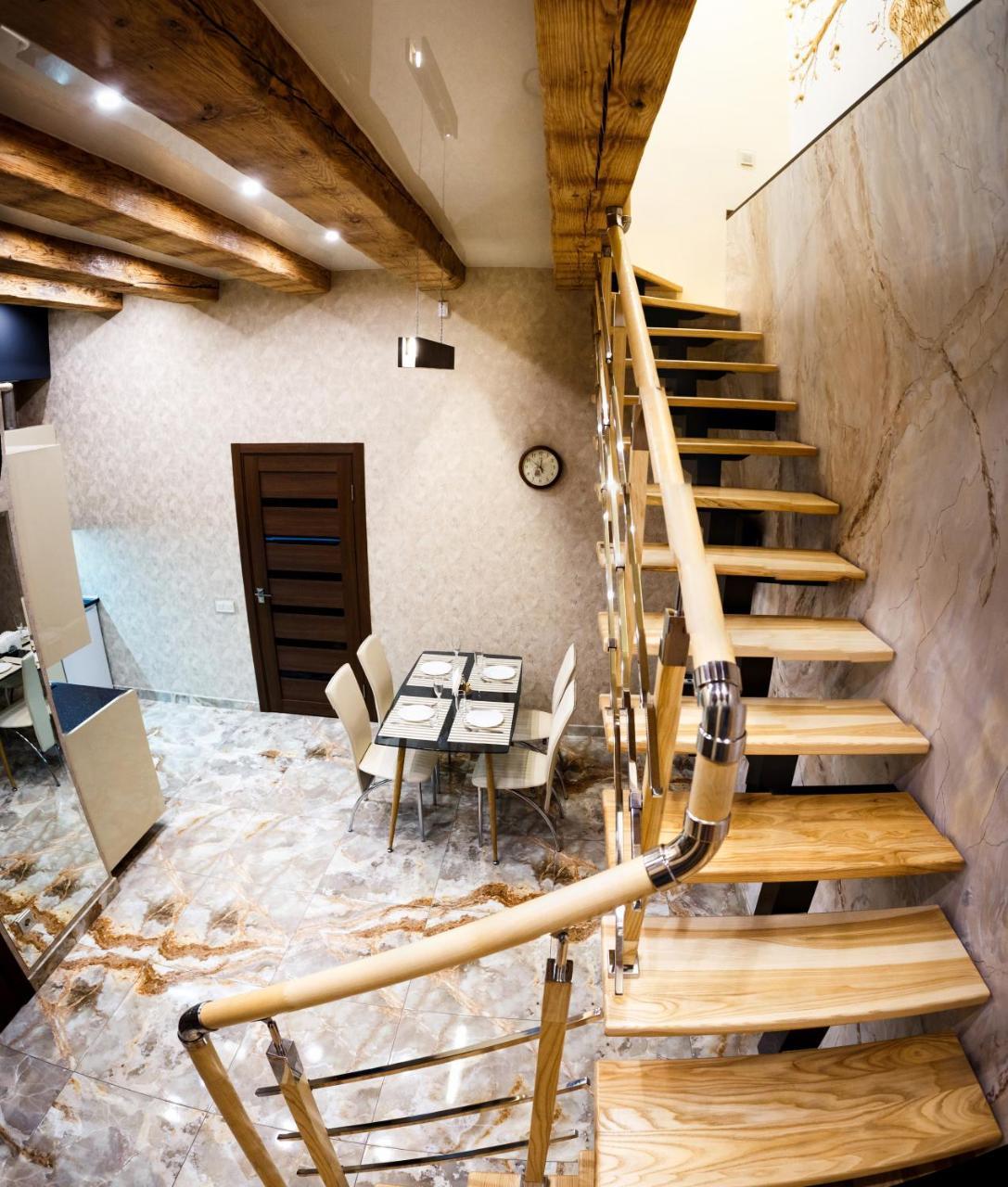 Apartments "The Cultural Capital" Vip リヴィウ エクステリア 写真
