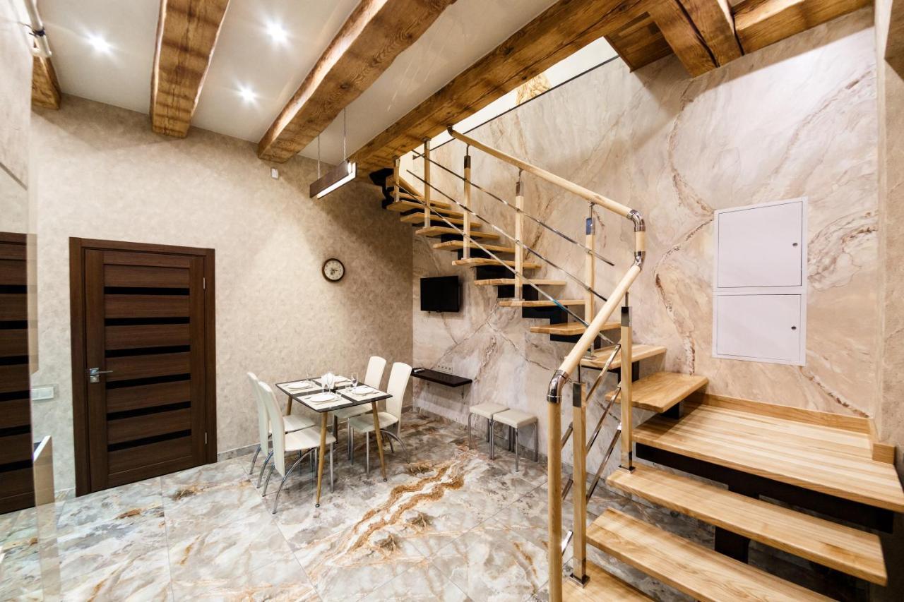 Apartments "The Cultural Capital" Vip リヴィウ エクステリア 写真