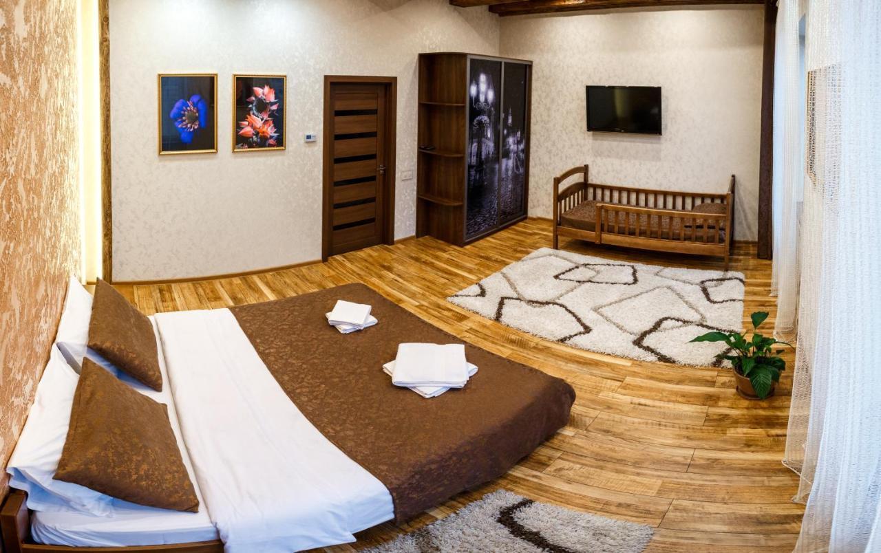 Apartments "The Cultural Capital" Vip リヴィウ エクステリア 写真